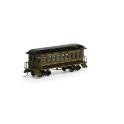 Athearn 12404 CN Overton Coach, N Scale